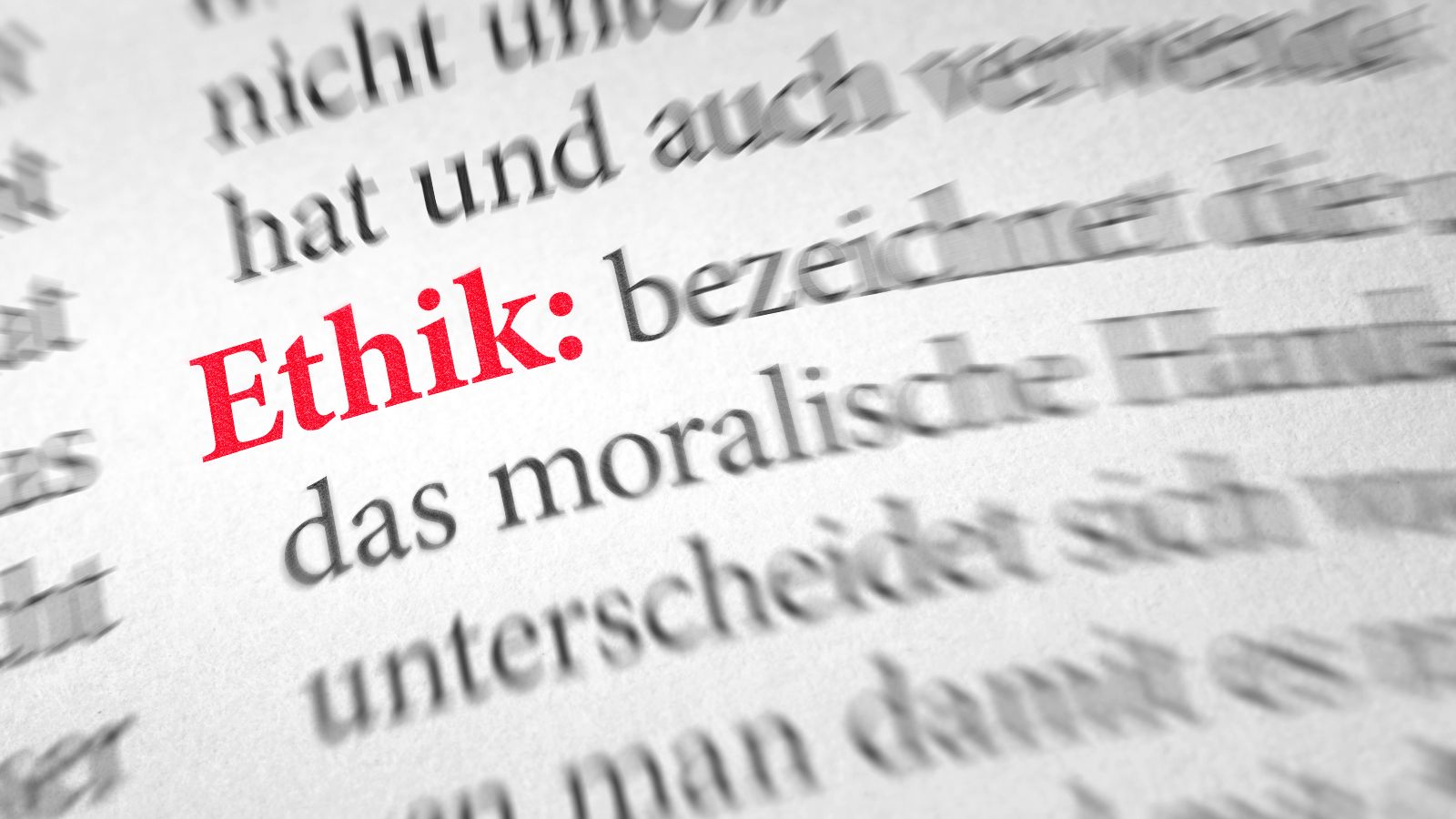 Definition des Wortes Ethik im Wörterbuch, Ethik ist in roten Buchstaben hervorgehoben.